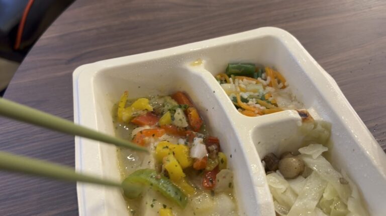 白身魚の濃厚レモンバターソース